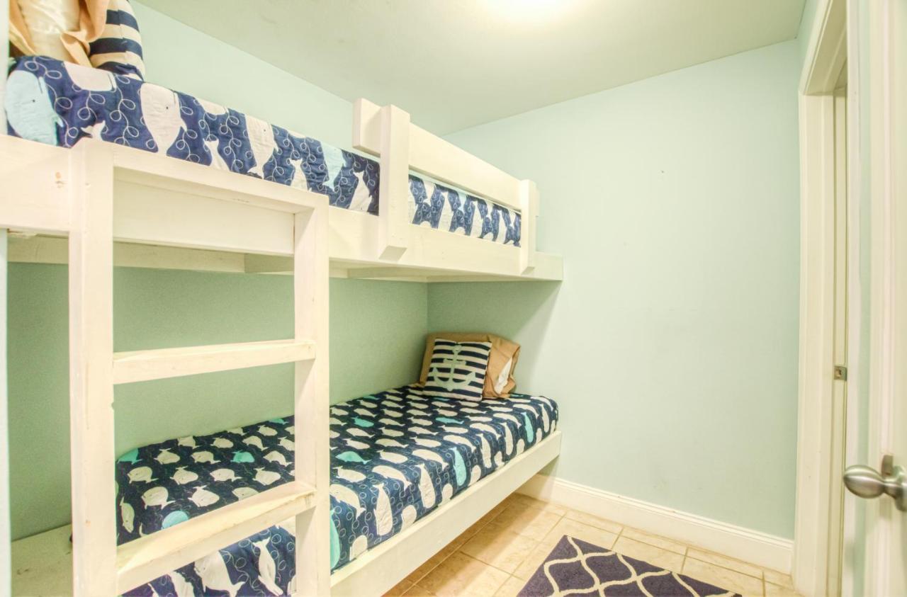 Laketown Wharf 1435 By Aneliya Panama City Beach Exteriör bild